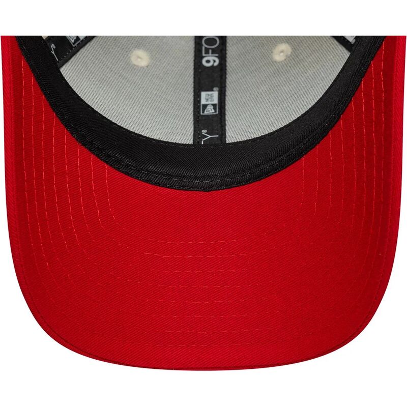 mutzen-gebogen-beige-verstellbares-band-fur-kinder-9forty-contrast-der-manchester-united-football-club-premier-league-von-new-er