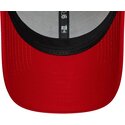 mutzen-gebogen-beige-verstellbares-band-9forty-contrast-der-manchester-united-football-club-premier-league-von-new-era