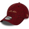 cappello-curvo-rosso-cinghia-regolabile-9forty-houndstooth-dei-ac-milan-serie-a-di-new-era