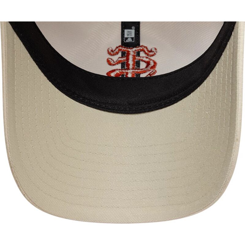 casquette-courbee-beige-ajustable-avec-logo-rouge-9twenty-faux-suede-stade-toulousain-top-14-new-era