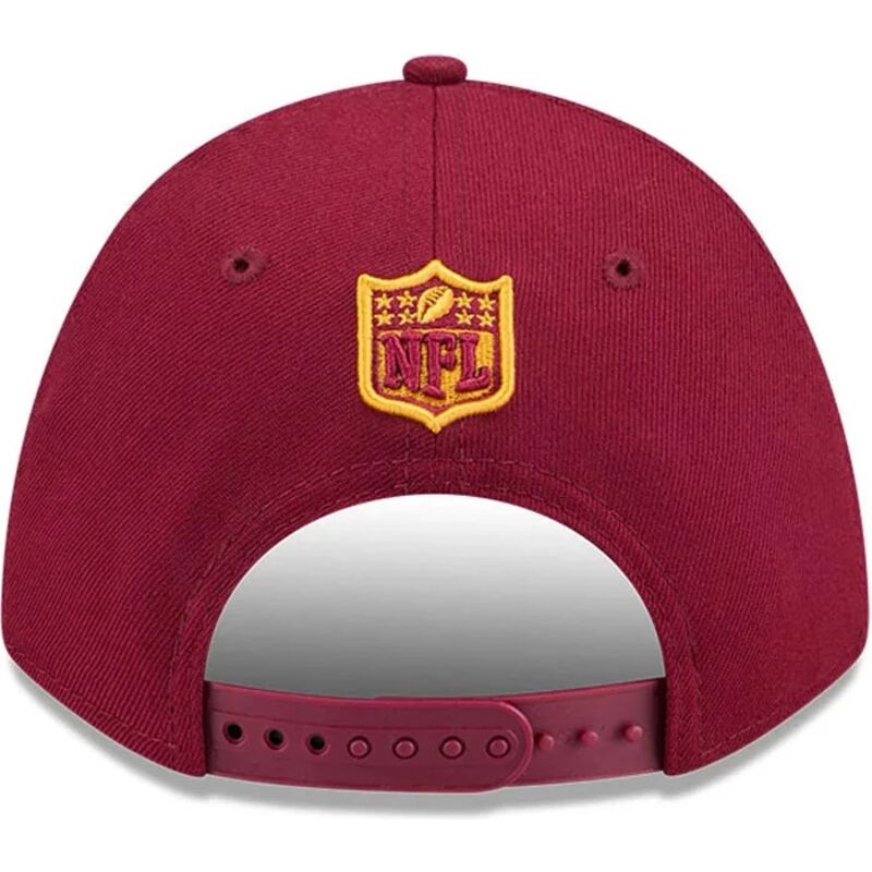 cappello-curvo-rosso-snapback-9forty-m-crown-team-dei-washington-commanders-nfl-di-new-era