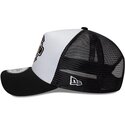 casquette-trucker-noire-et-blanche-a-frame-location-icon-pigs-eye-garage-new-era