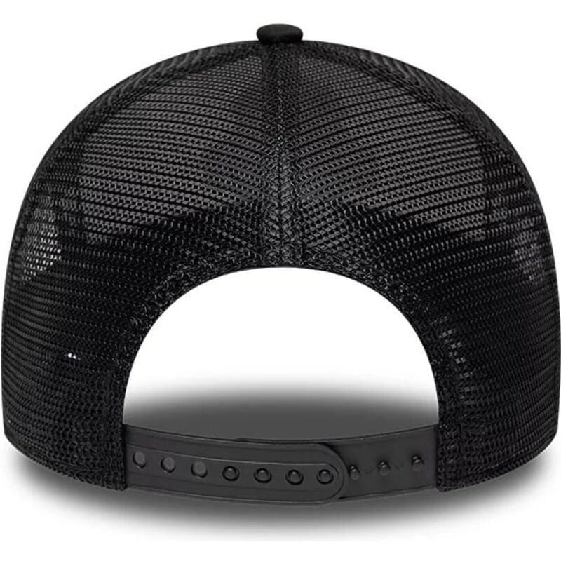 cappello-curvo-nero-snapback-a-frame-location-icon-dei-pigs-eye-garage-di-new-era