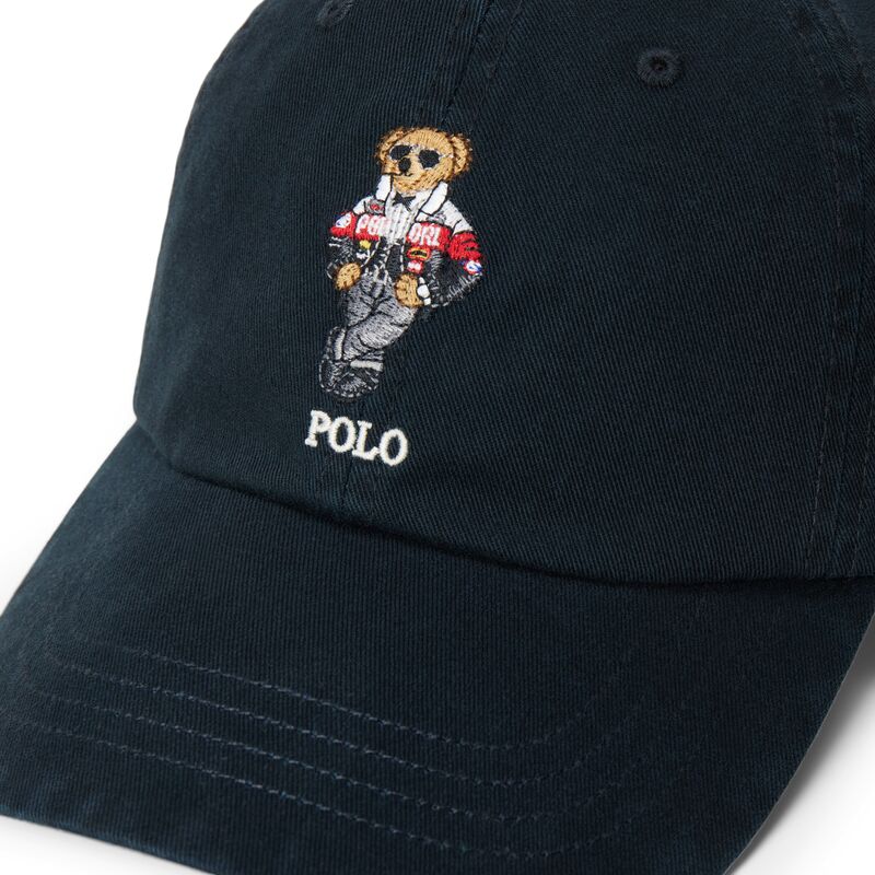 cappello-curvo-nero-cinghia-regolabile-woven-bear-di-polo-ralph-lauren cappello-curvo-nero-cinghia-regolabile-woven-bear-di-polo-ralph-lauren