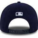 cappello-curvo-blu-marino-snapback-9forty-m-crown-fleece-dei-new-york-yankees-mlb-di-new-era