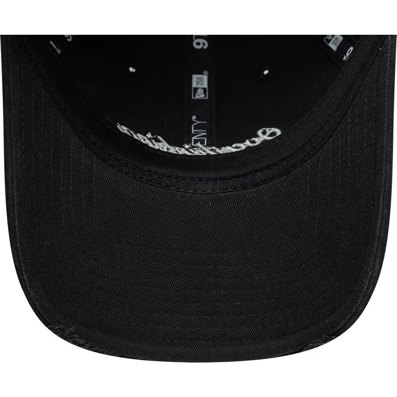 cappello-curvo-nero-cinghia-regolabile-9twenty-slogan-overthinking-di-new-era