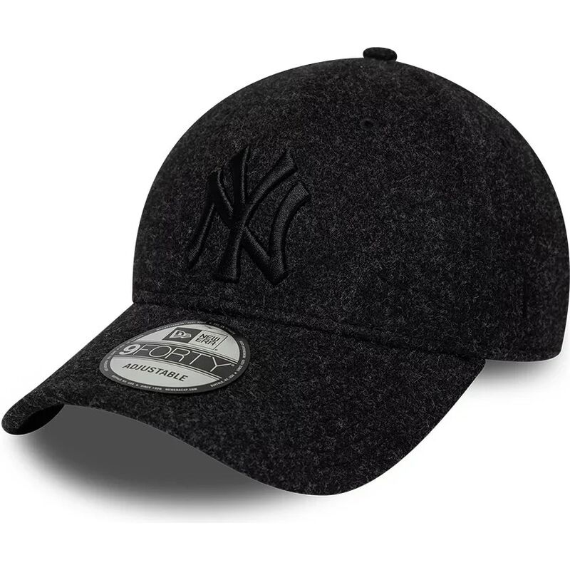 casquette-courbee-noire-ajustable-avec-logo-noir-9forty-winter-new-york-yankees-mlb-new-era casquette-courbee-noire-ajustable-avec-logo-noir-9forty-winter-new-york-yankees-mlb-new-era