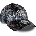 cappello-curvo-multicolore-cinghia-regolabile-9forty-snake-print-dei-new-york-yankees-mlb-di-new-era