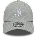 casquette-courbee-grise-ajustee-avec-logo-blanc-39thirty-stretch-mesh-new-york-yankees-mlb-new-era