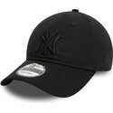 schwarze-verstellbare-curved-cap-mit-schwarzem-logo-9twenty-league-essential-der-new-york-yankees-mlb-von-new-era