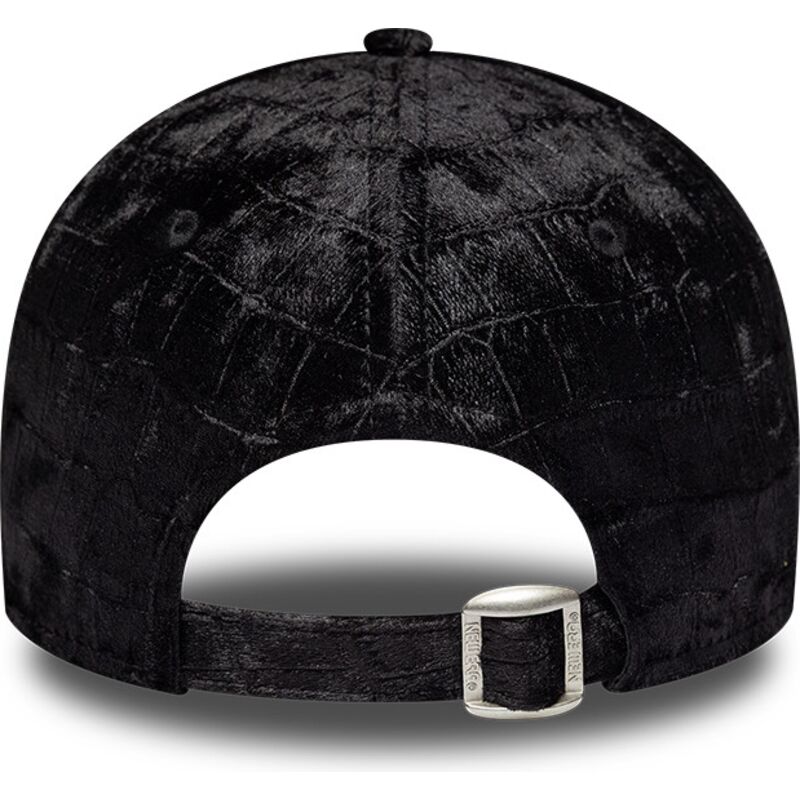 cappello-curvo-nero-cinghia-regolabile-9forty-pattern-velour-dei-new-york-yankees-mlb-di-new-era