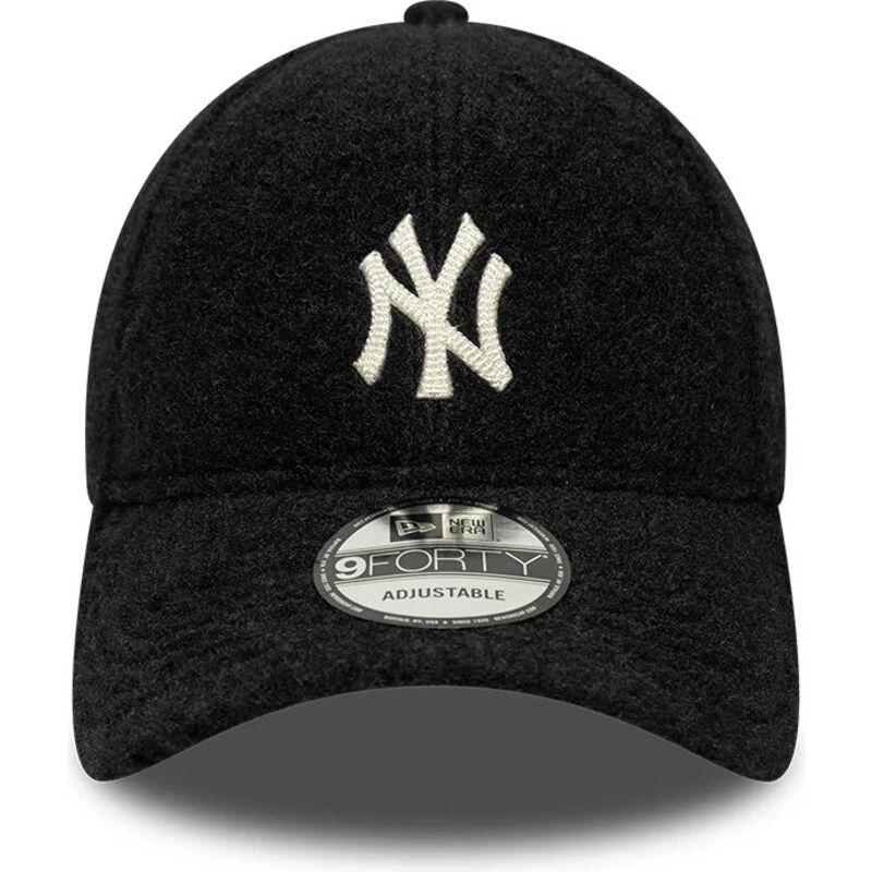 casquette-courbee-noire-snapback-9forty-winter-borg-new-york-yankees-mlb-new-era