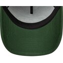 cappello-curvo-verde-snapback-a-frame-oval-patch-foam-di-new-era