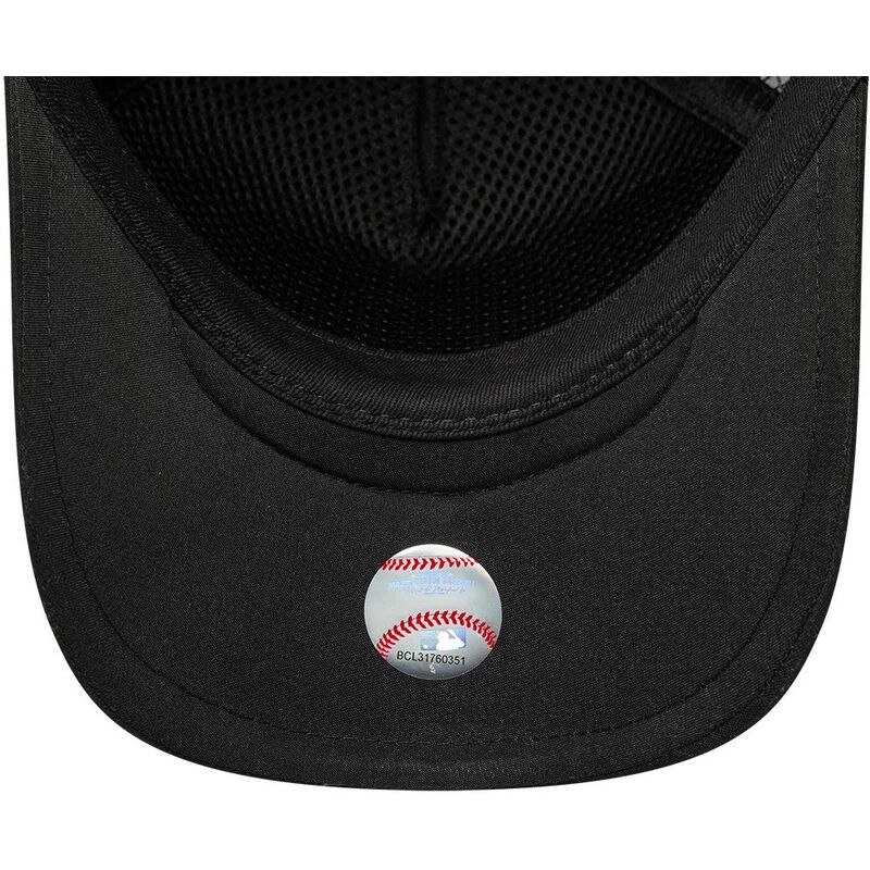 cappello-curvo-nero-snapback-9forty-apex-sporty-dei-new-york-yankees-mlb-di-new-era