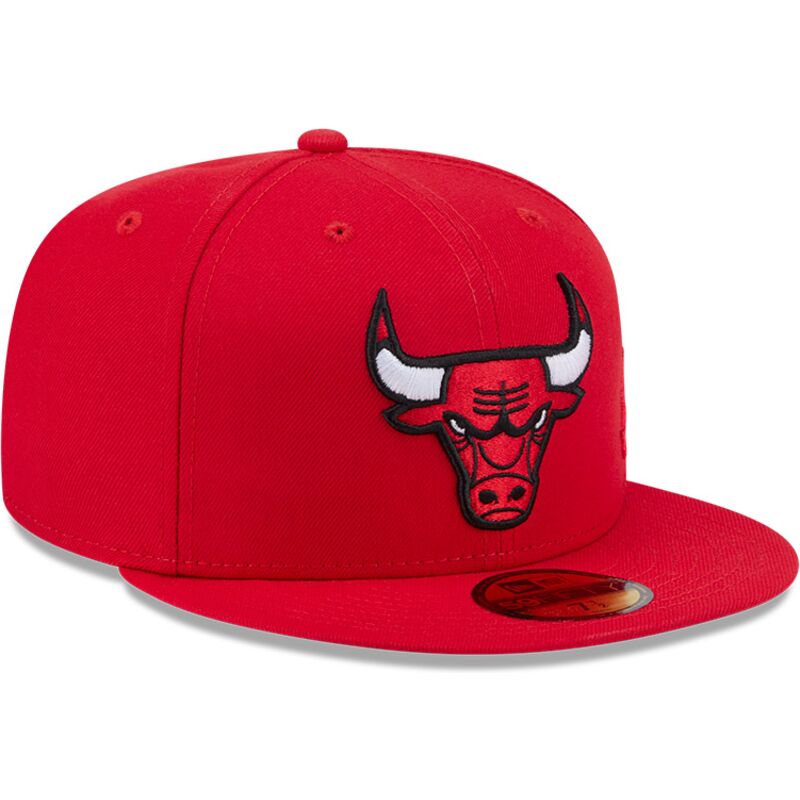 cappello-piatto-rosso-aderente-59fifty-side-script-dei-chicago-bulls-nba-di-new-era