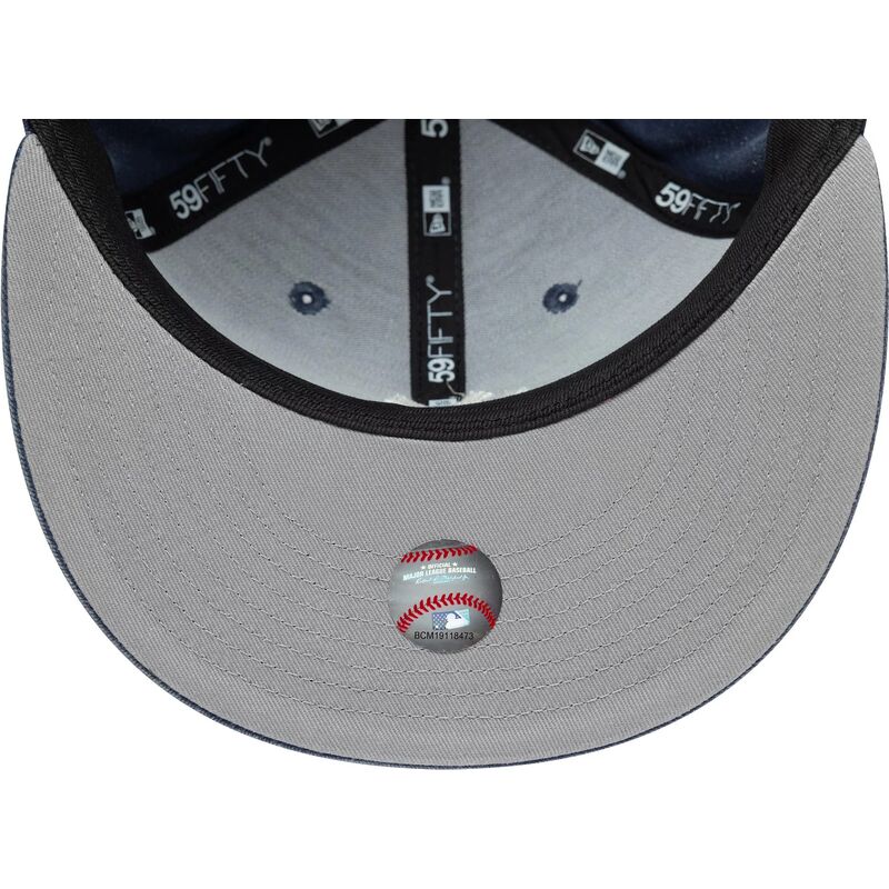 mutzen-flach-marineblau-angepasst-59fifty-washed-der-new-york-yankees-mlb-von-new-era