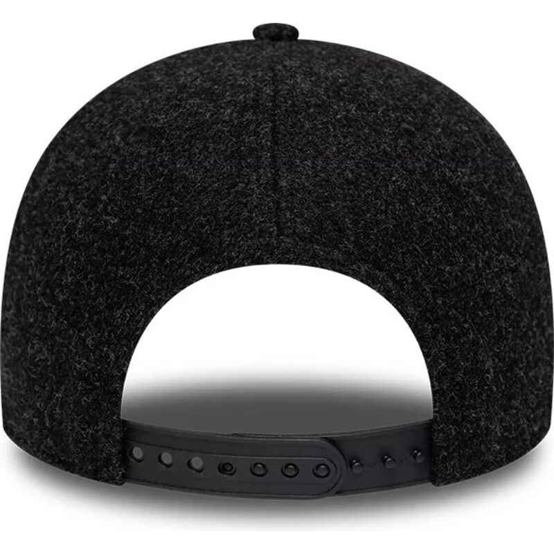 cappello-curvo-nero-cinghia-regolabile-9forty-winter-dei-new-york-yankees-mlb-di-new-era cappello-curvo-nero-cinghia-regolabile-9forty-winter-dei-new-york-yankees-mlb-di-new-era