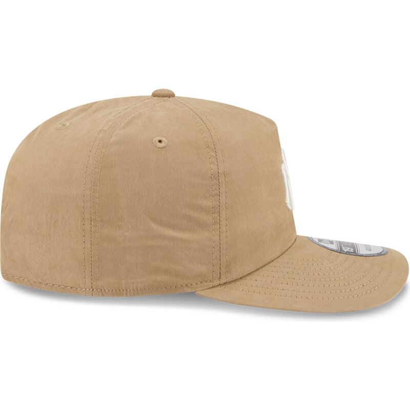 cappello-curvo-beige-snapback-19twenty-precurved-dei-new-york-yankees-mlb-di-new-era