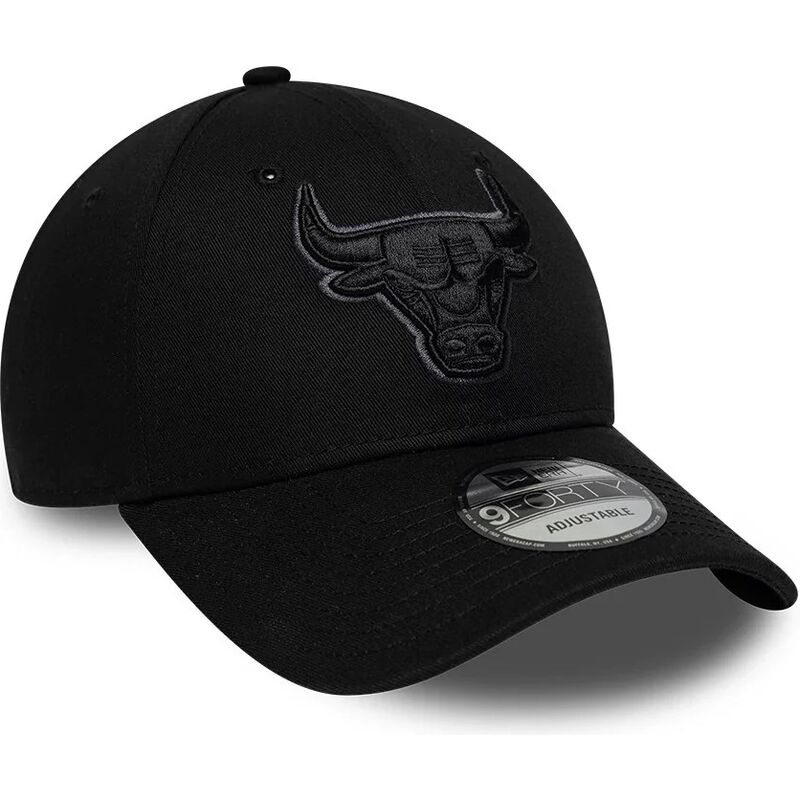 mutzen-gebogen-schwarz-verstellbares-band-9forty-team-outline-der-chicago-bulls-nba-von-new-era