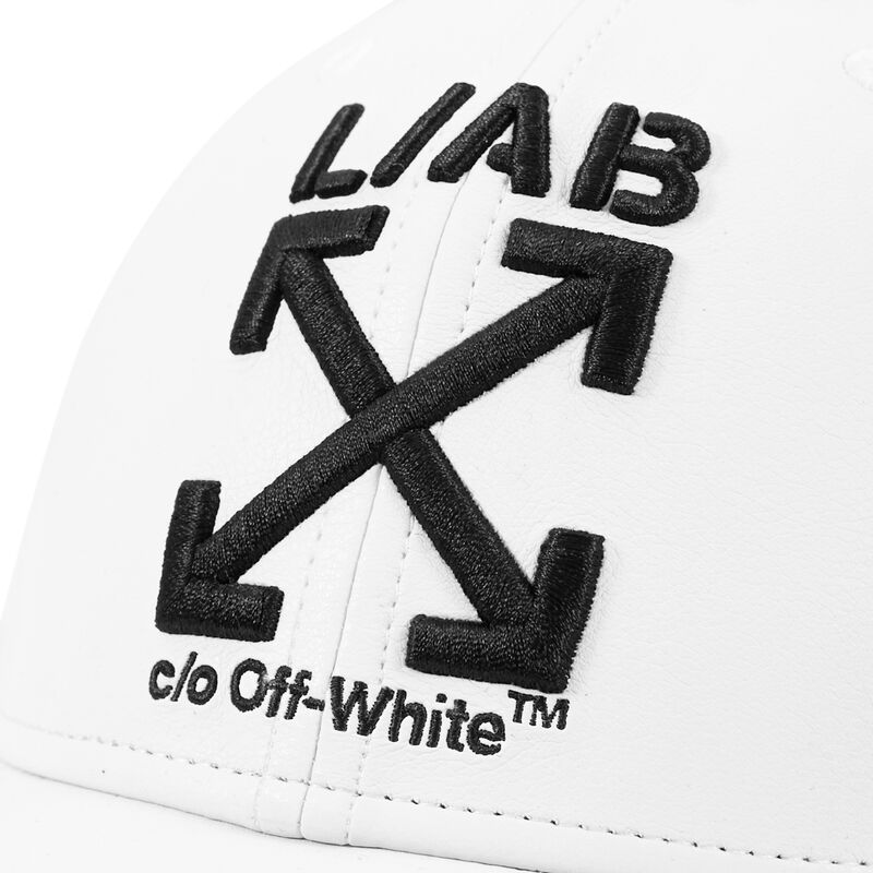 casquette-courbee-blanche-ajustable-clamp-arrows-pu-leather-l-ab-c-o-off-white casquette-courbee-blanche-ajustable-clamp-arrows-pu-leather-l-ab-c-o-off-white
