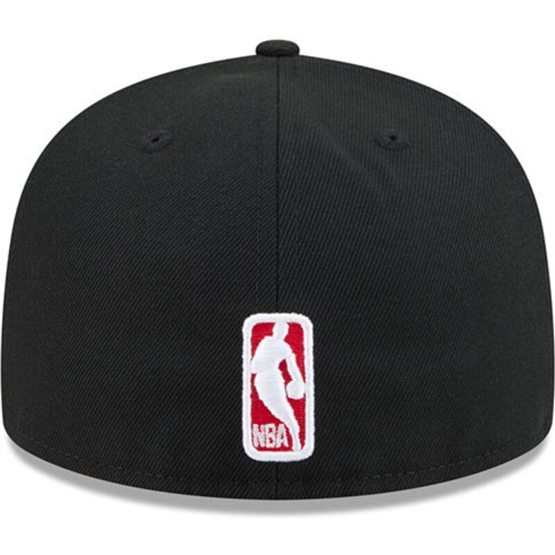 mutzen-flach-schwarz-angepasst-59fifty-rhinestone-badge-der-chicago-bulls-nba-von-new-era
