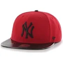 cappello-snapback-rosso-a-visiera-piatta-con-visiera-brillante-dei-new-york-yankees-di-mlb-di-47-brand