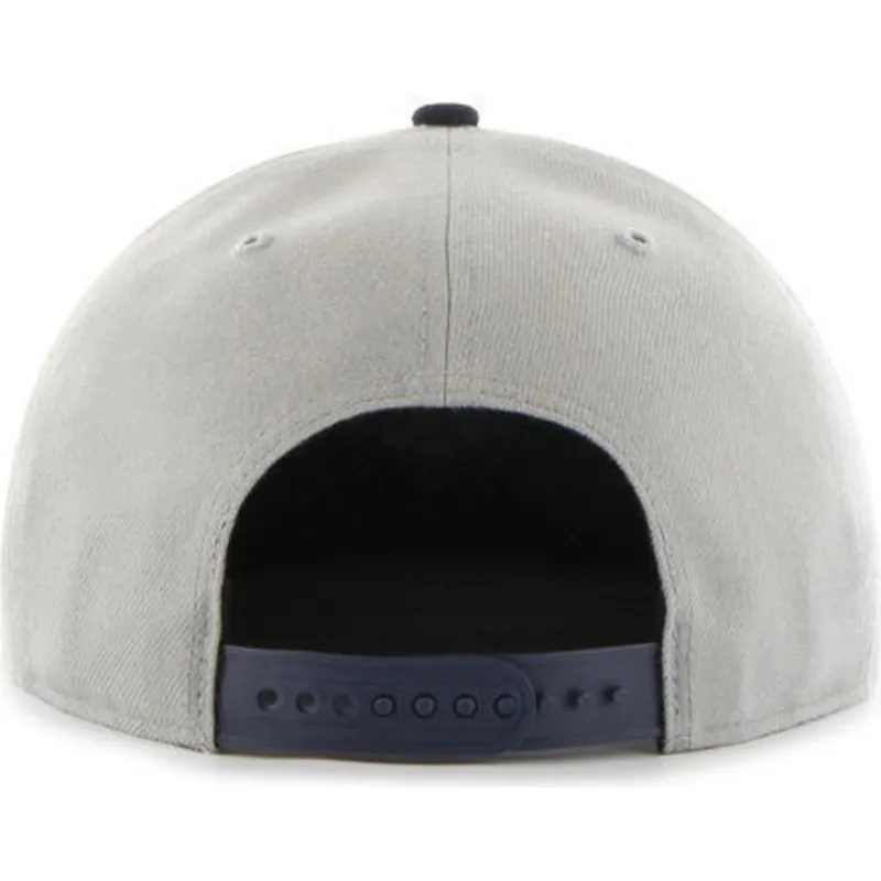 cappelli-piatta-grigio-snapback-lateral-dei-new-york-yankees-mlb-di-47-brand