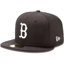 cappellino-nero-a-visiera-piatta-59fifty-essential-dei-boston-red-sox-mlb-di-new-era