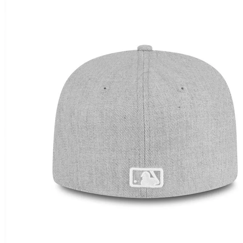 cappelli-piatta-grigio-regolato-per-bambino-59fifty-essential-dei-new-york-yankees-mlb-di-new-era