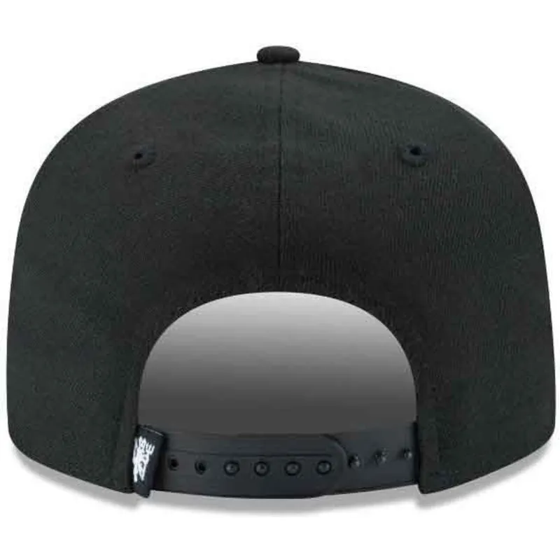 mutzen-flach-schwarz-snapback-9fifty-black-on-black-der-manchester-united-football-club-premier-league-von-new-era
